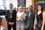 Tanvaldští gymnazisté převzali svá maturitní vysvědčení 2019