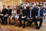 Tanvaldští gymnazisté převzali svá maturitní vysvědčení 2019
