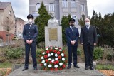 Slavnostní kladení věnce u sochy T.G.Masaryka