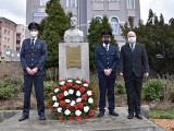 Slavnostní kladení věnce u sochy T.G.Masaryka