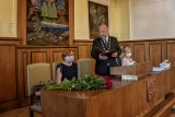 Tanvaldští gymnazisté převzali svá maturitní vysvědčení