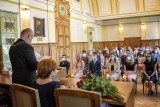 Tanvaldští gymnazisté převzali svá maturitní vysvědčení