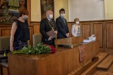 Tanvaldští gymnazisté převzali svá maturitní vysvědčení