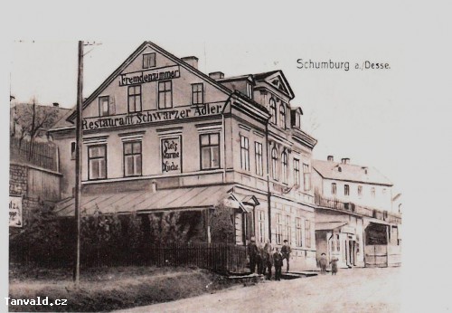zde stával později Hotel Centrál na Šumburku
