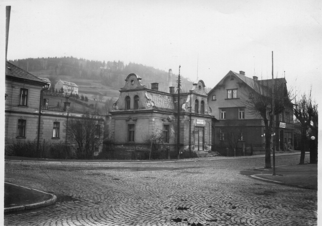 Křižovatka před Hotelem Koruna