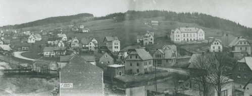 Šumburk se sokolovnou